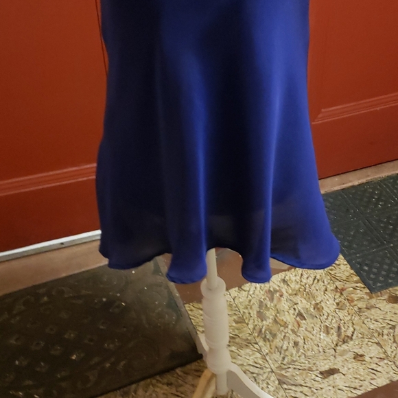 AQUA BLUE SLEEVELESS TOP SIZE MEDIUM - Picture 4 of 12